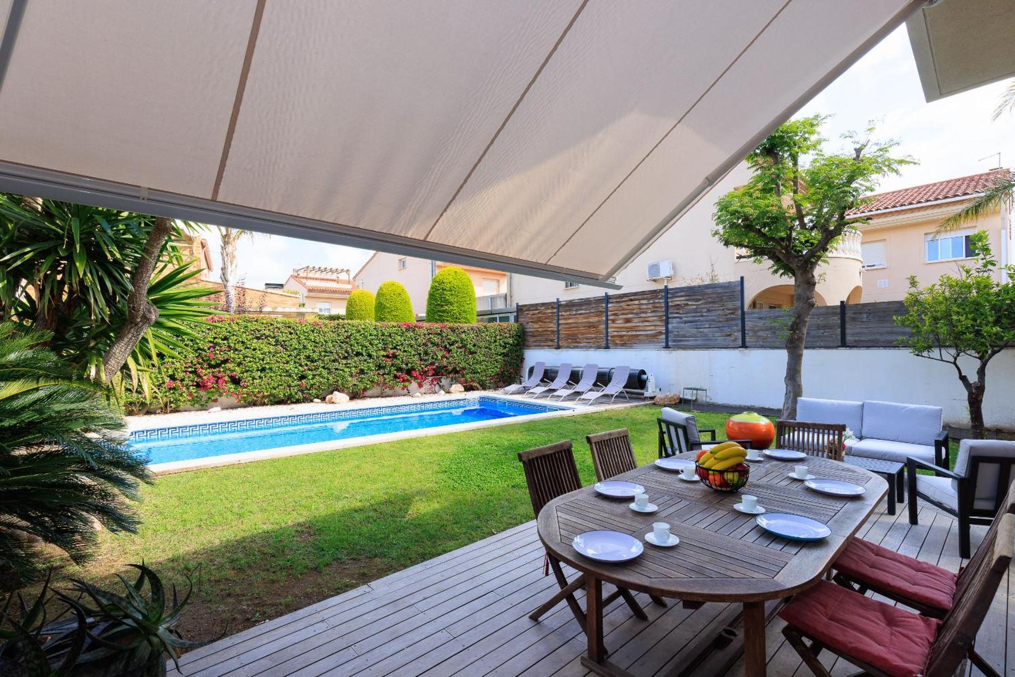 Martorell Planet Costa Dorada Cambrils Extérieur photo