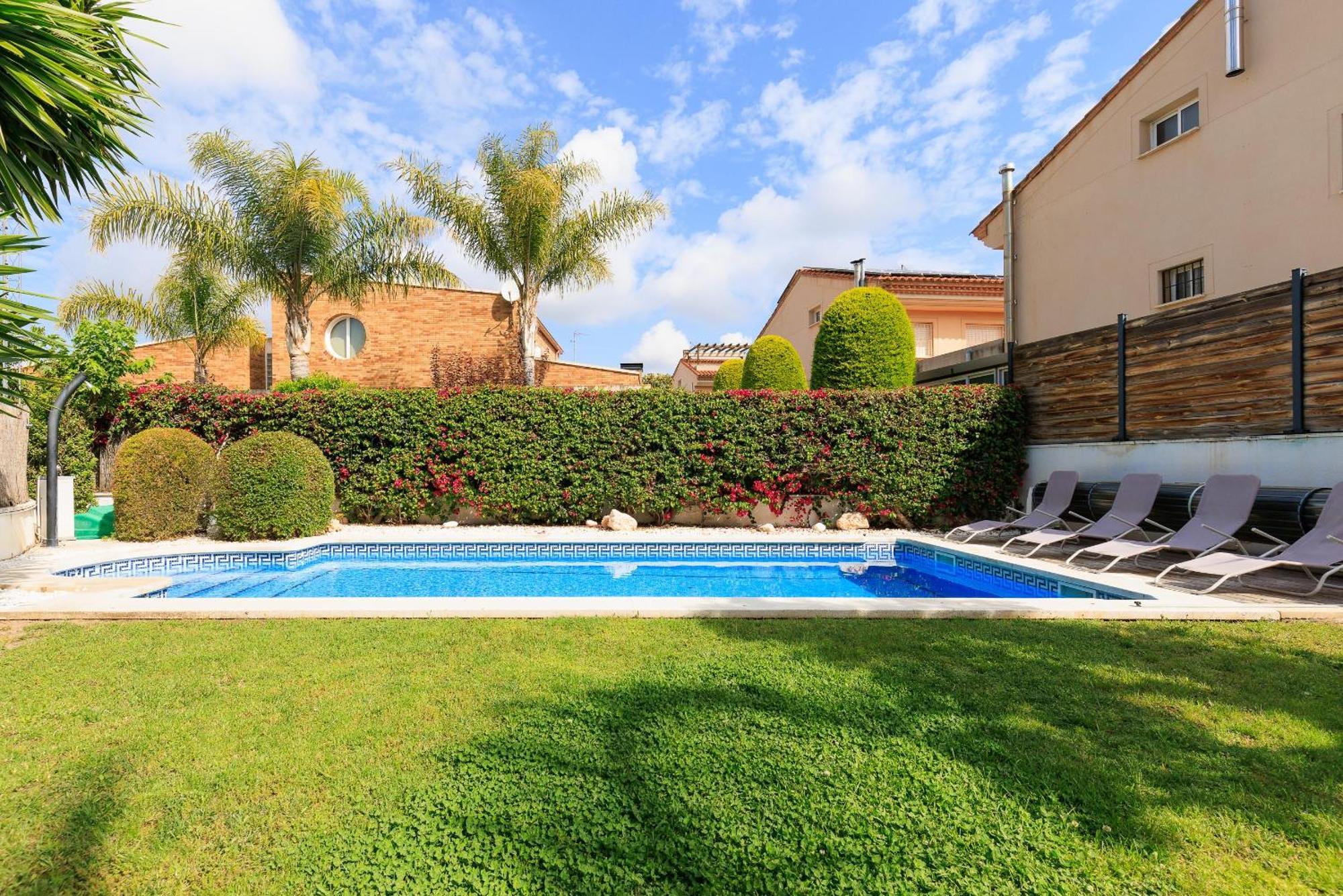 Martorell Planet Costa Dorada Cambrils Extérieur photo